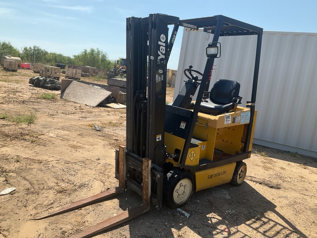 Yale ERC040AGN36TE084 Electric Forklift