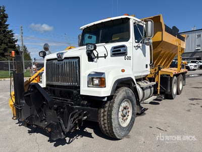 2017 Western Star 4700SF 6x4 Autocarro spazzaneve