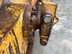 Chassis with Soportes giratorios del brazo pulsador