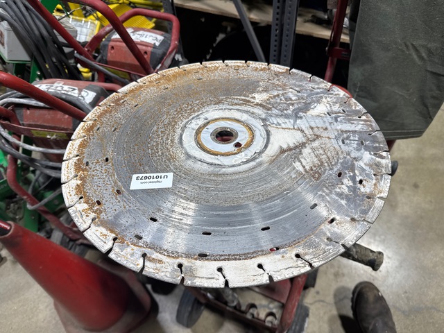 2018 Husqvarna 542751672 18 in Diamond Blade