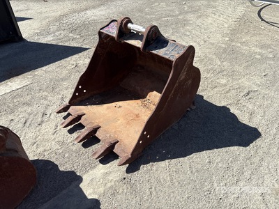 36 in Digging دلو حفارة