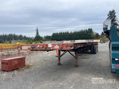1976 Transcraft FTH-40-65 25 ton Tri/A 40 ft - 65 ft Extendable Flatbed Trailer