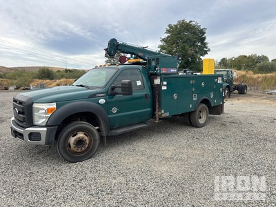 2015 Ford F-550 XL 4x2 Camion de servicios