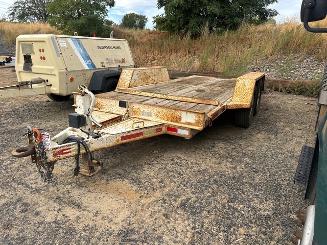 1999 Trailmax 21 ft T/A Tilt Deck Trailer