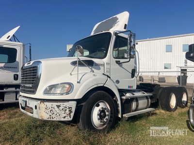 2017 Freightliner M2112 6x4 3-Achs Sattelzugmaschine