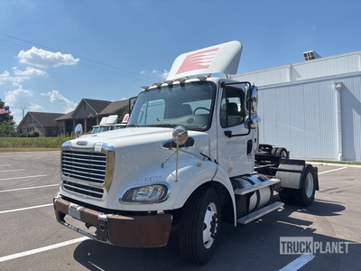 2015 Freightliner M2 112 4x2 2-Achs Sattelzugmaschine