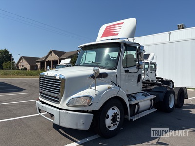 2016 Freightliner M2112 6x4 3-Achs Sattelzugmaschine