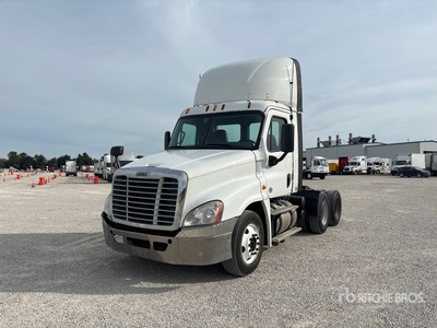 2015 Freightliner Cascadia 125 6x2 Cabina per trattore stradale