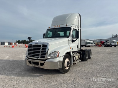 2015 Freightliner Cascadia 125 6x2 Cabina per trattore stradale