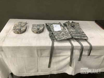 (400) Entrenching Carriers & (110) Hydration Carriers