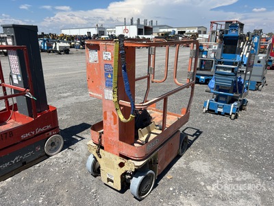 2012 JLG 1230ES Verticale mastlift (Inoperable)