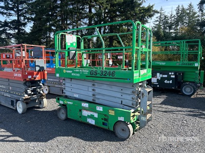 2014 Genie GS3246 Electric Scissor Lift
