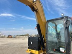Hydraulics with Boom Lift Cylinder(s)