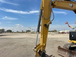 Hydraulics with Bucket Cylinder
