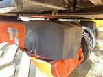 Hydraulics with Frame Leveling Cylinders