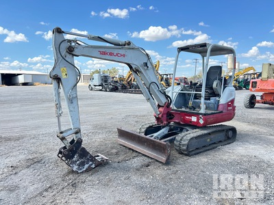 2020 Takeuchi TB240 Minikoparka