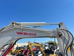 Hydraulics with Stick Cylinder