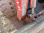 Chassis with Quick Coupler to Arms Pins