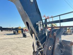 Hydraulics with Auxiliary Hydraulic Plumbing