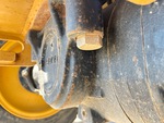 Drivetrain with Front Axle Oscillating Pin