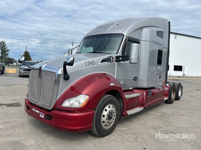 2017 Kenworth T680 6x4 Ciągnik siodłowy T/A z kabiną sypialną