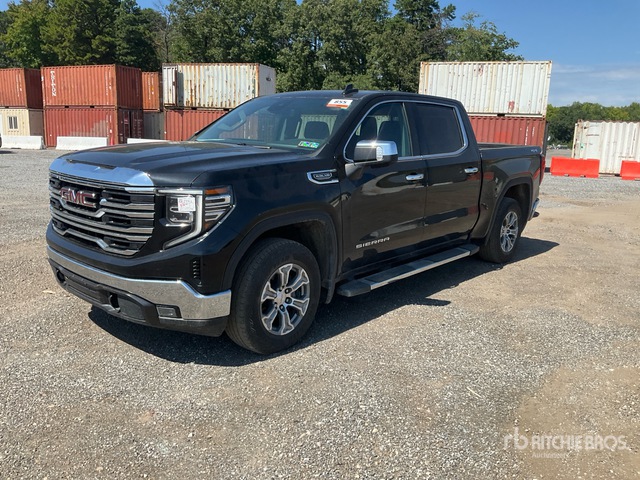 2023 GMC Sierra 1500 4x4 Crew Cab Pickup