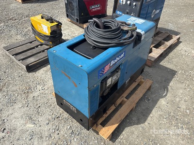 Miller BOBCAT 225 Skid-Mounted Misc Items を見 Welder - Fueled