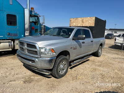 2018 Ram 3500 SLT 4x4 Crew Cab Pickup