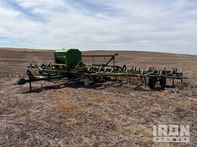 John Deere 1610 40 ft Air Drill