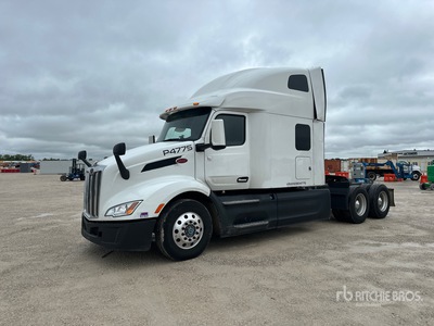 2022 Peterbilt 579 6x4 T/A Sleeper Truck Tractor