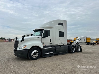 2022 International LT625 6x4 Cabina con cuccetta per trattore stradale