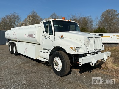 2006 International 7400 6x4 Aircraft Refueling Truck