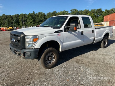 2011 Ford F-350 4x4 Crew Cab Pickup