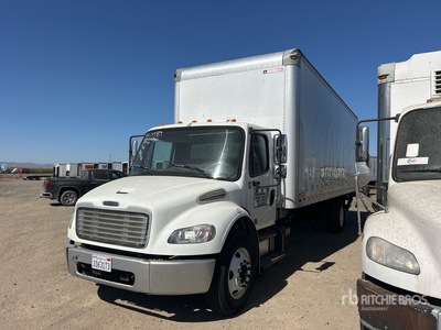 2016 Freightliner M2106 4x2 Furgoneta caja cerrada (Inoperable)