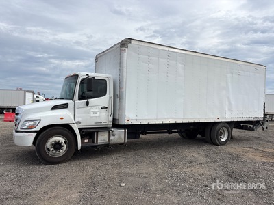 2019 Hino 268 4x2 Van Truck