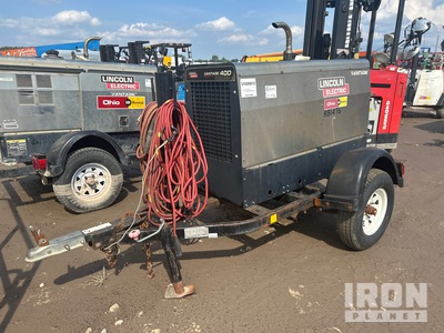 2014 Lincoln Electric Vantage 400 450 A Mobile Multi-Process Engine Driven Welder