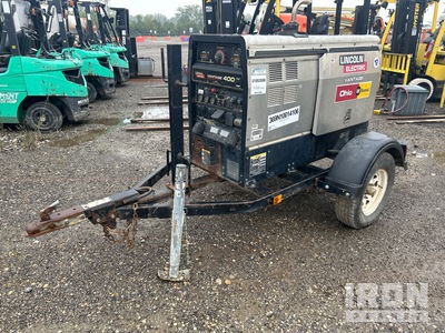 2014 Lincoln Electric Vantage 400 Mobile Multi-Process Engine Driven Welder