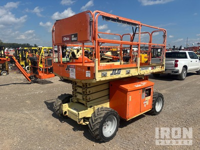 2017 JLG 260MRT Diesel 4x4 Scissor Lift