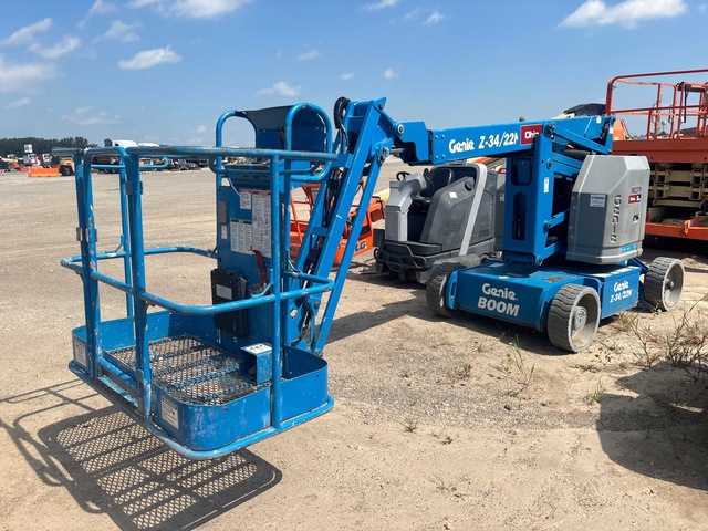 2015 Genie Z-34/22N 2WD Electric Articulating Boom Lift 2015 Genie Z-34/22N 2WD Electric Articulating Boom Lift