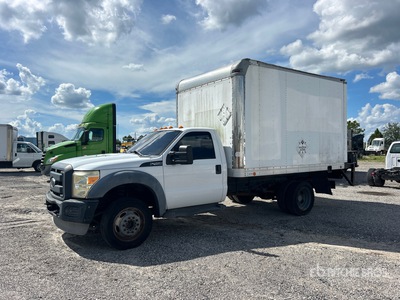 2014 Ford F-450 XL 4x2 Furgonetka (Inoperable)