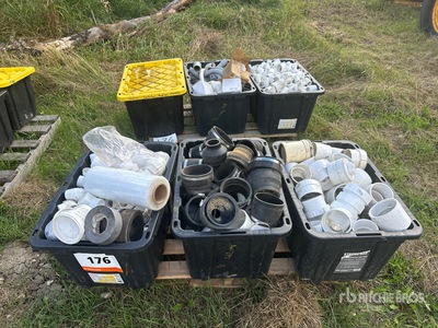 Quantity of PVC Pipe Fittings Pièces diverses
