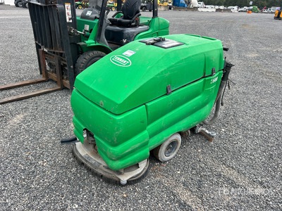 2016 Tennant 5680 Walk-Behind Electric Szorowarka do podłóg