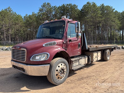 2013 Freightliner M2106 4x2 Rollback Truck