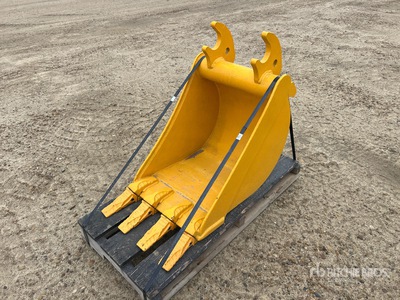 Brandt 18 in Q/C Digging Excavator Bucket
