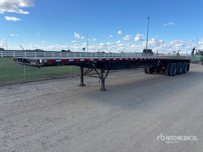 2005 Lode King 53 ft Tri/A Flatbed Trailer