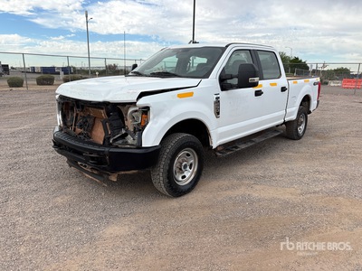 2022 Ford F-250 XL 4x4 Crew Cab Pickup