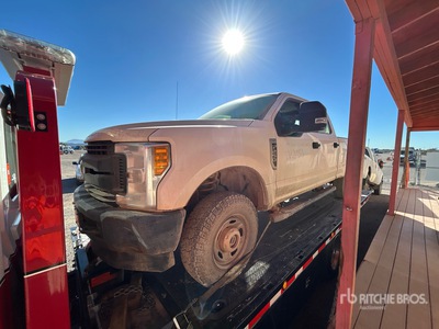 2017 Ford F-250 4x4 Crew Cab Pickup