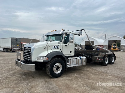 2023 Mack GU813 6x4 Roll-Off Truck