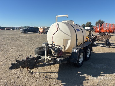 2000 Carrier 525 gal T/A Water Tank Trailer