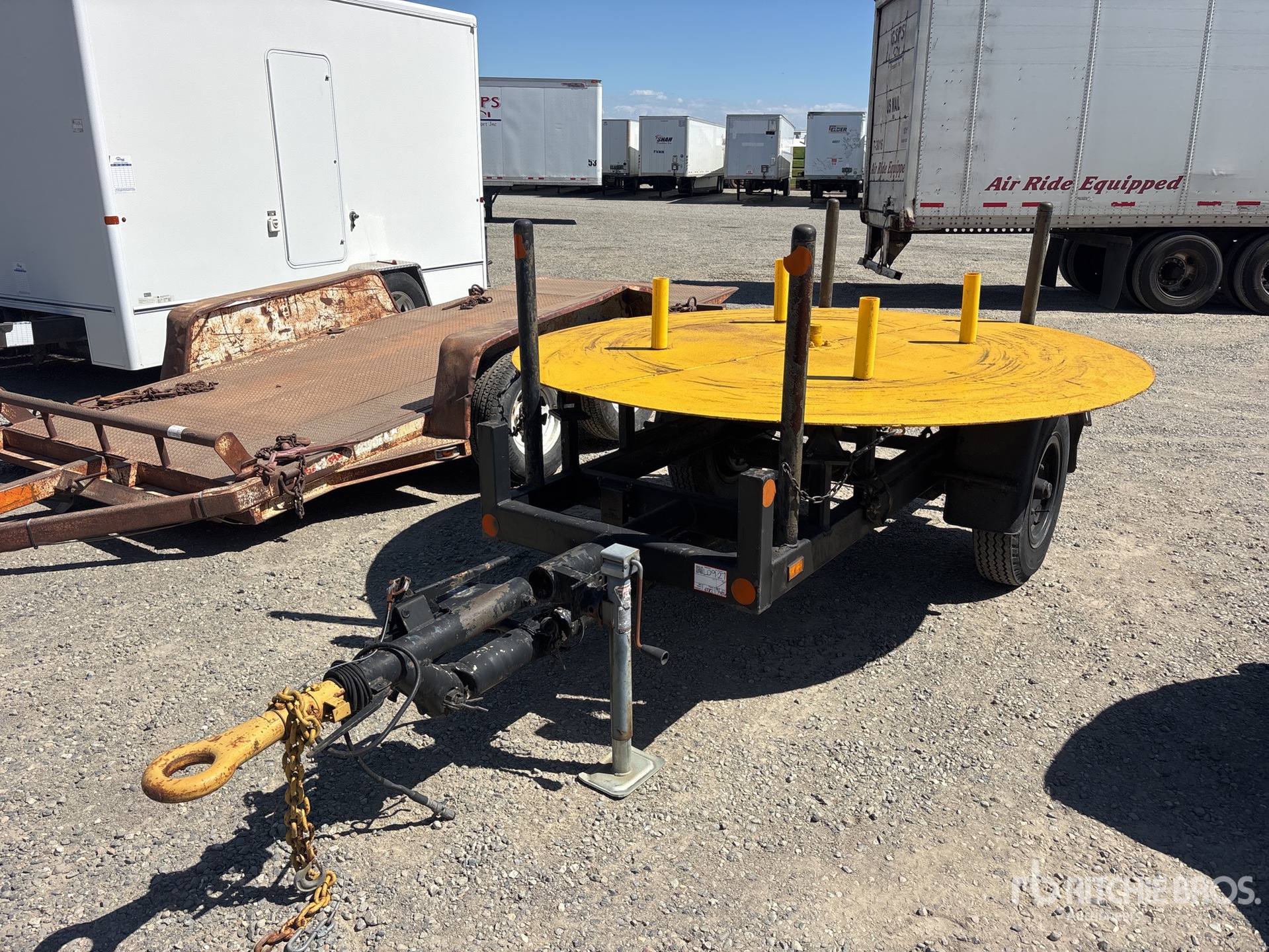 2000 Carrier Cable Spool / Reel Trailer
